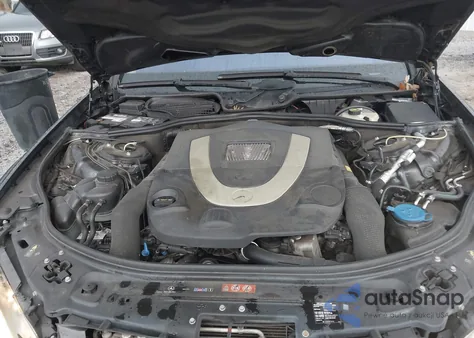 2009 Mercedes-Benz S 550 from USA, damaged, VIN WDDNG71X79A272371